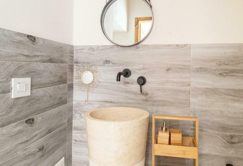 주니어 스위트 발코니, A Calata