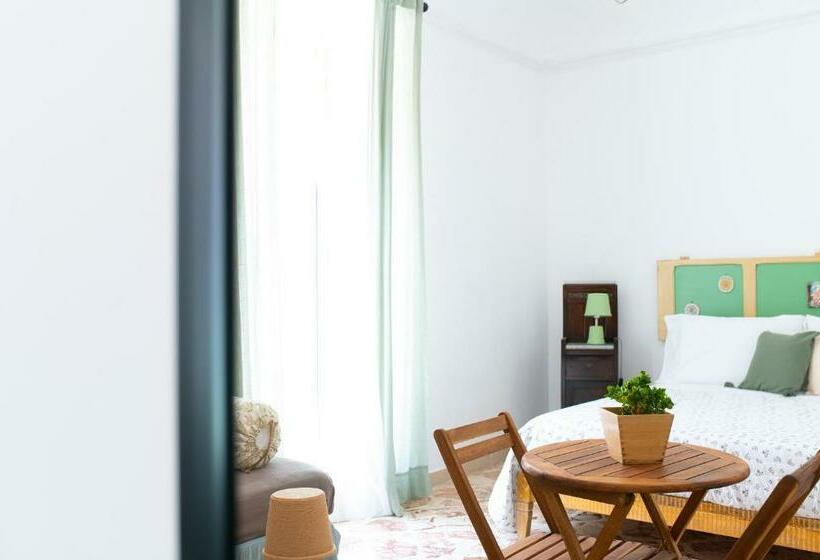 주니어 스위트 발코니, A Calata