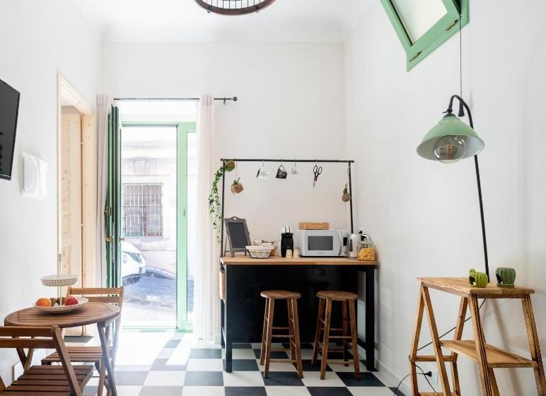 수피리어 패밀리 룸, A Calata