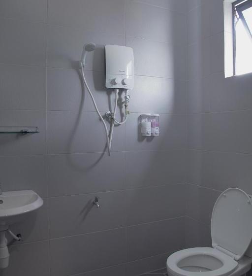 标准三人间, Ali Imran