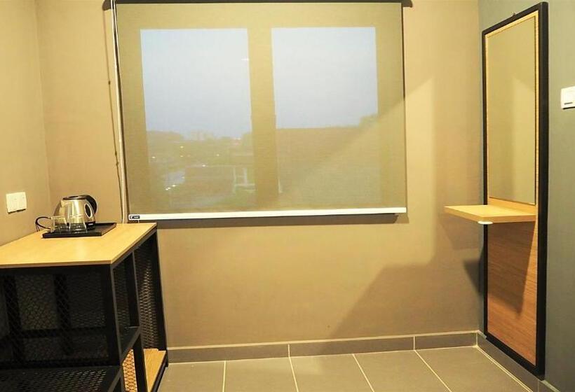 家庭间, Ali Imran