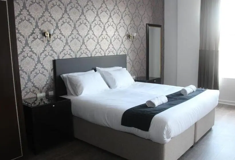 キングサイズベッドのスーペリアルーム, Park Hotel & Apartments