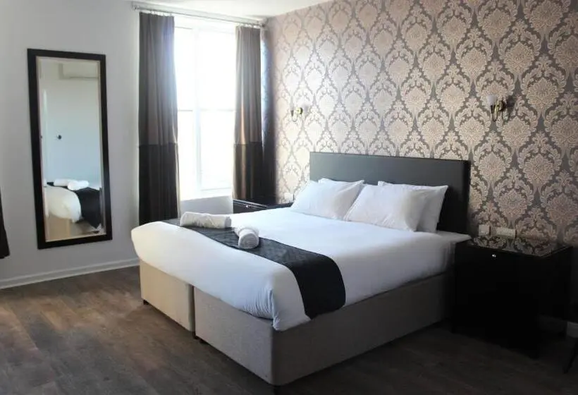 キングサイズベッドのスーペリアルーム, Park Hotel & Apartments