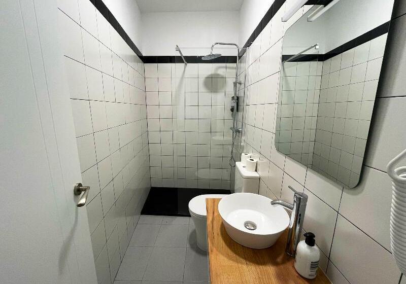 اتاق استاندارد, Montera Center Madrid