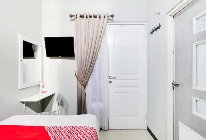 シングルデラックスルーム, Griya Loka 1 Syariah Near Rsud Dr Kariadi Mitra Reddoorz