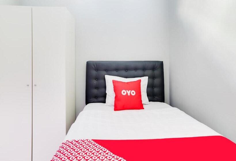 اتاق لوکس یک تخته, Griya Loka 1 Syariah Near Rsud Dr Kariadi Mitra Reddoorz