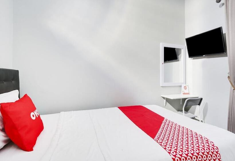 اتاق لوکس یک تخته, Griya Loka 1 Syariah Near Rsud Dr Kariadi Mitra Reddoorz