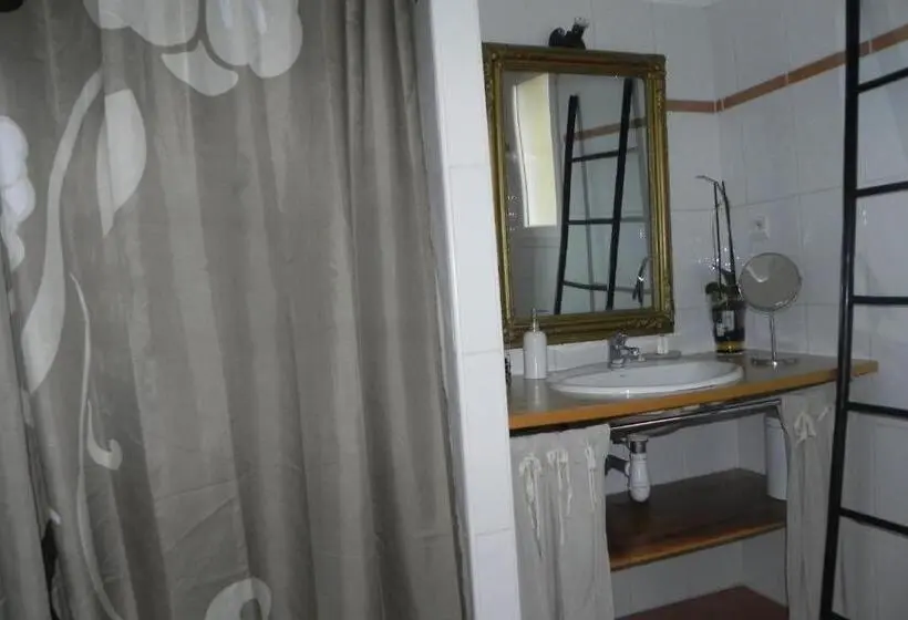 Huoneisto 1 Makuuhuone, à La Petite Maison