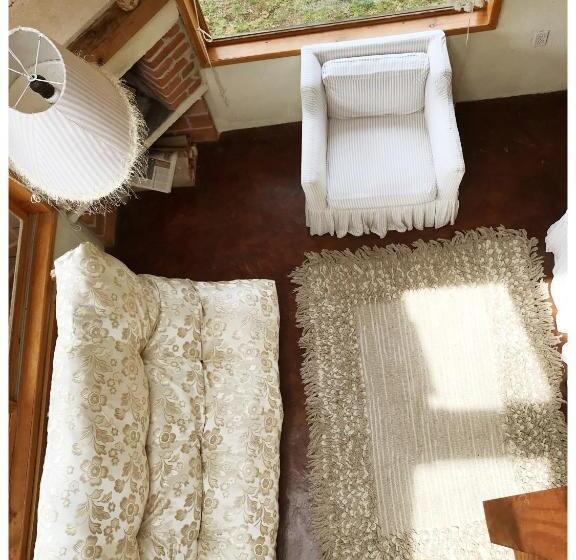 בונגלו משפחתי, Casa Kitsch