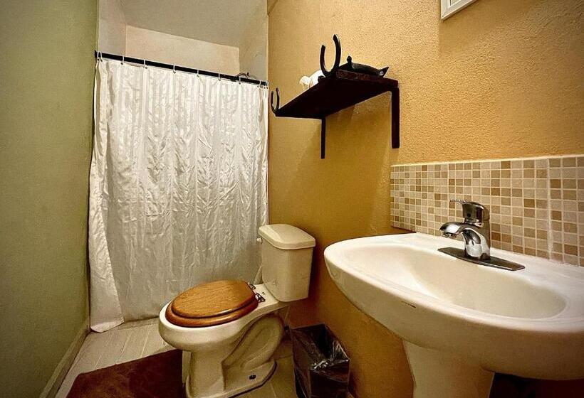 标准间, West Refugio