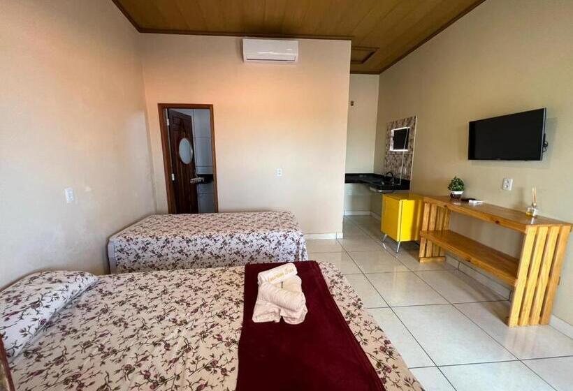 اتاق استاندارد سه نفره, Pousada Amorim