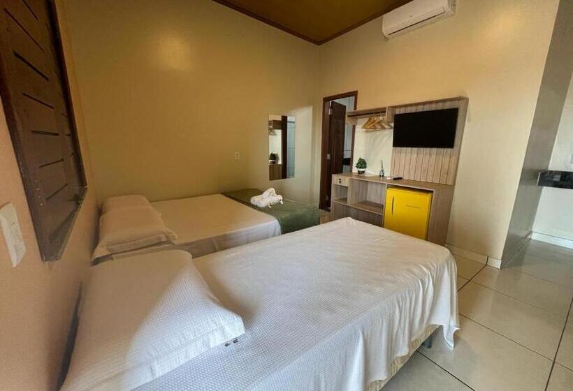 اتاق استاندارد سه نفره, Pousada Amorim