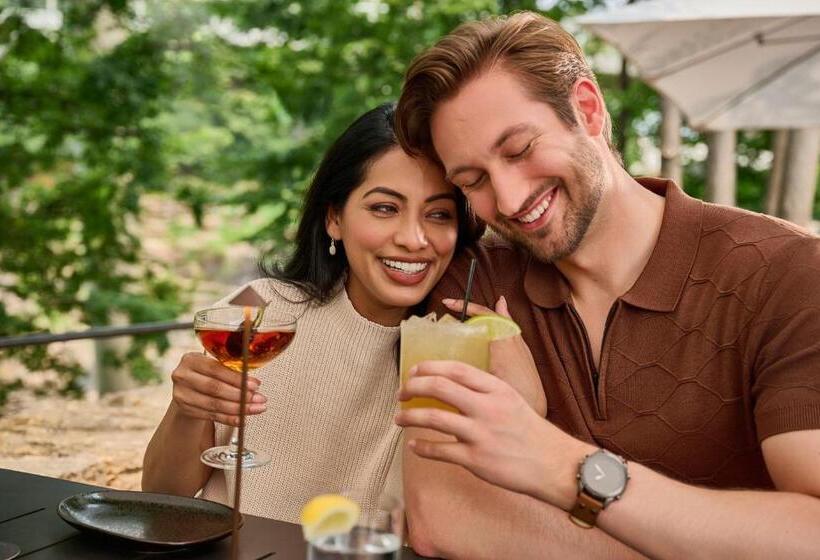 غرفة قياسية ذات إطلالة, Grand Bohemian Lodge Greenville, Autograph Collection