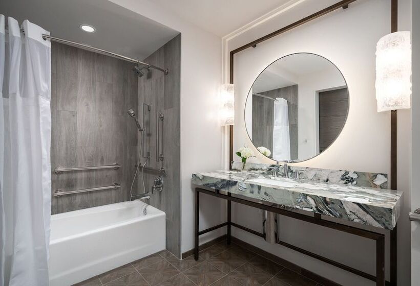 غرفه قياسيه سريرين مزدوجين, Grand Bohemian Lodge Greenville, Autograph Collection