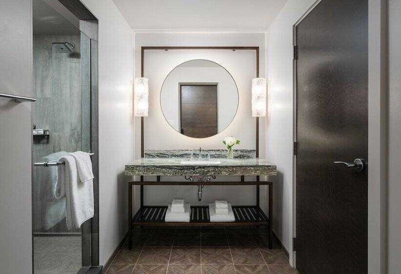 غرفه قياسيه سريرين مزدوجين, Grand Bohemian Lodge Greenville, Autograph Collection