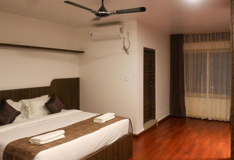 디럭스 룸, Obsidian Blue