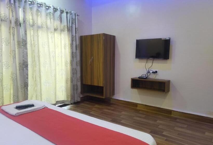 豪华房间, Rest Inn Pune