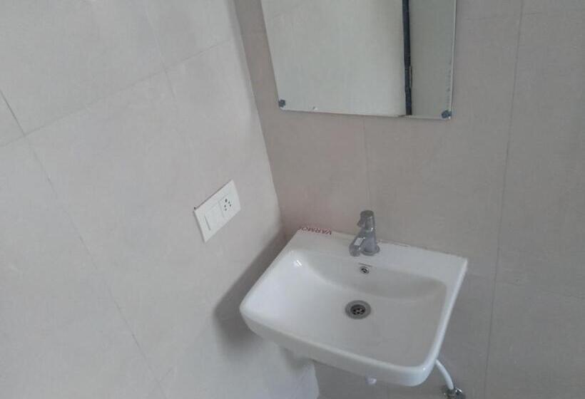 标准间, Rest Inn Pune