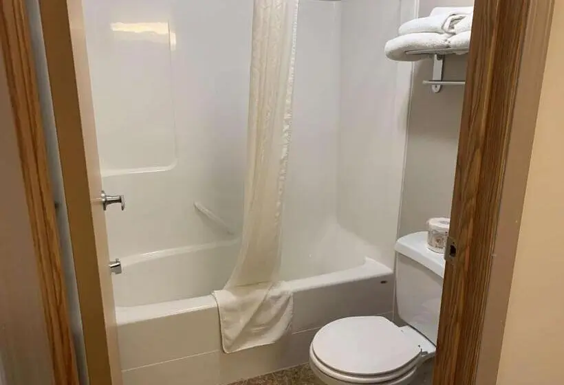 キングサイズベッドのスイートルーム, Surestay Plus Hotel By Best Western Hardisty
