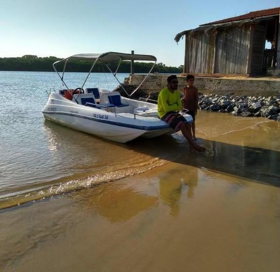 سوییت خانوادگی, Pousada Azul Blue