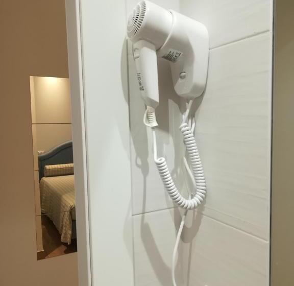 חדר סטנדרט, Flora