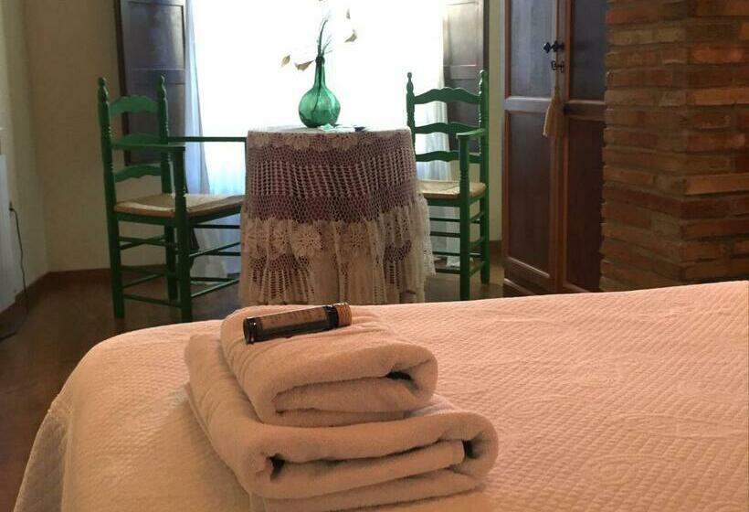 Люкс, Casa Del Infanzón