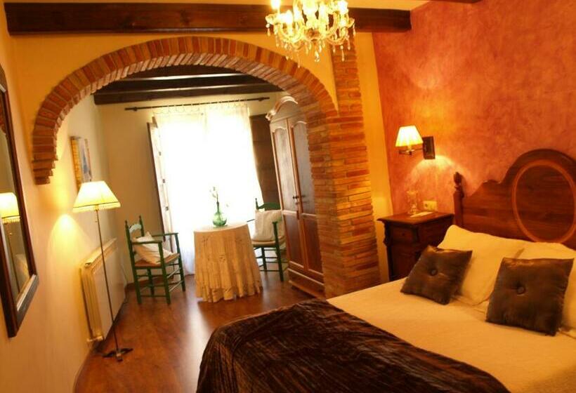 Люкс, Casa Del Infanzón