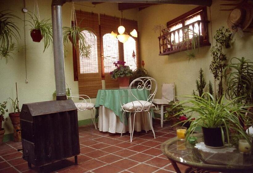 شقة غرفتين, Casa Rural Jose Trullenque