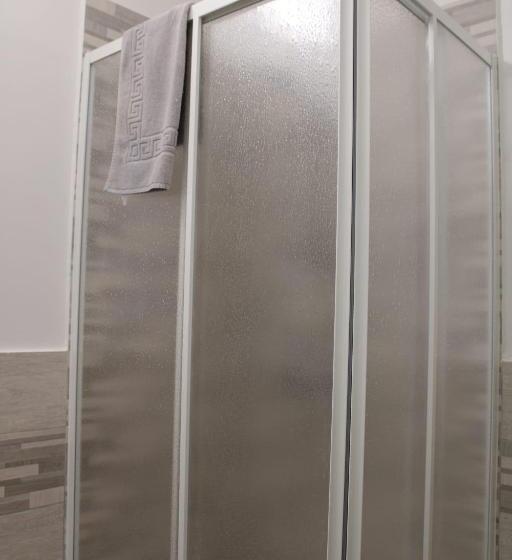 Семейный Номер, Giusvinci