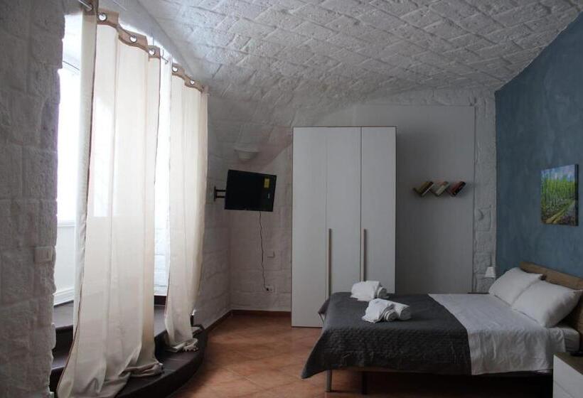 Семейный Номер, Giusvinci