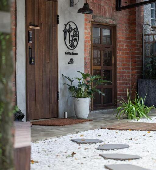 کلبه ییلاقی, Twilight Forest