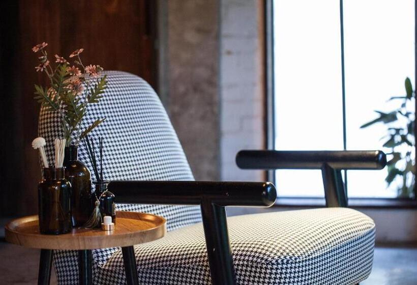 کلبه ییلاقی, Twilight Forest