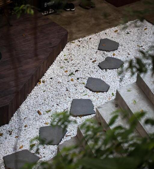 کلبه ییلاقی, Twilight Forest