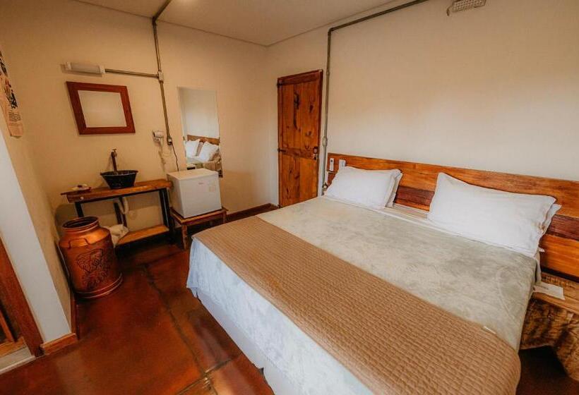 جناح مزوَّد بشرفة, Pousada Campeira