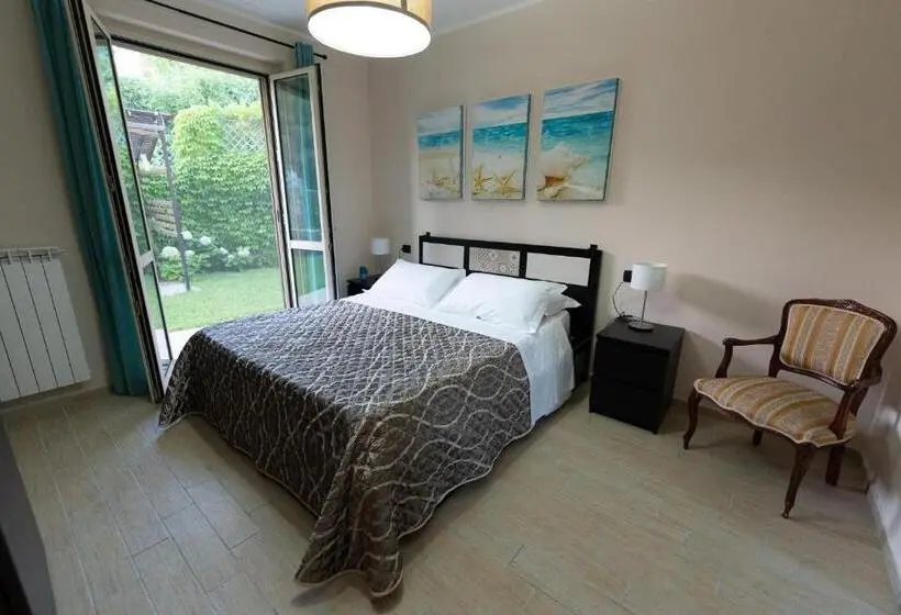 デラックスルーム, La Perla Guest House