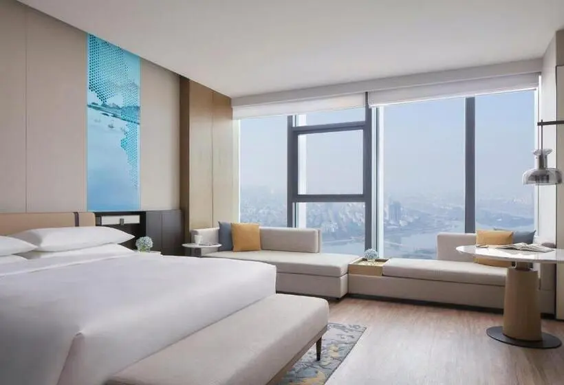 キングサイズベッドのエクゼクティブルーム, Jinhua Marriott