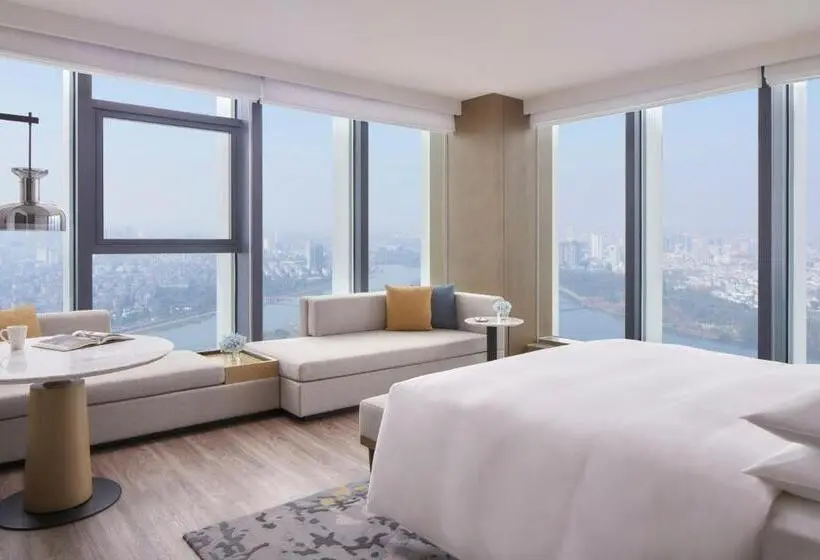 キングサイズベッドのエクゼクティブルーム, Jinhua Marriott