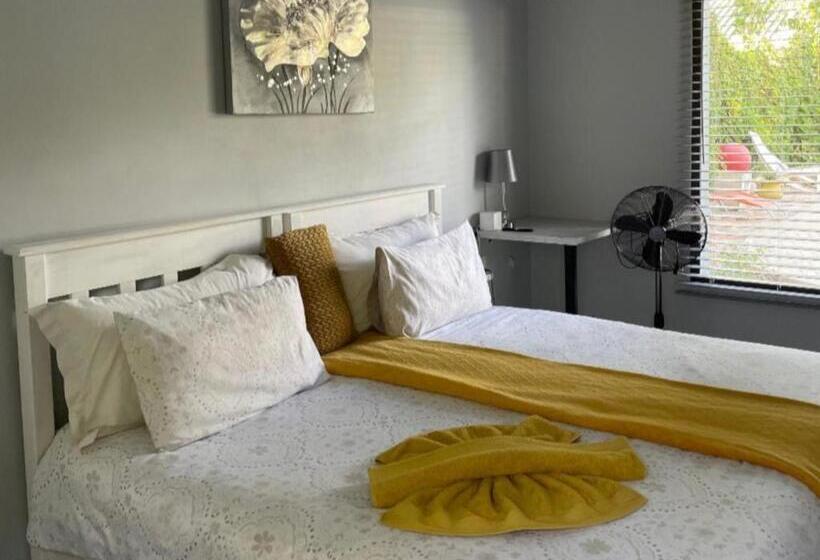 Deluxe Zimmer Kingsize Bett, Che La Moir Guesthouse