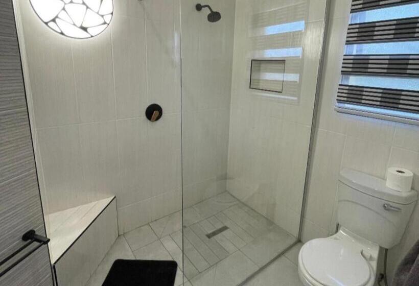 Deluxe Zimmer Kingsize Bett, Che La Moir Guesthouse