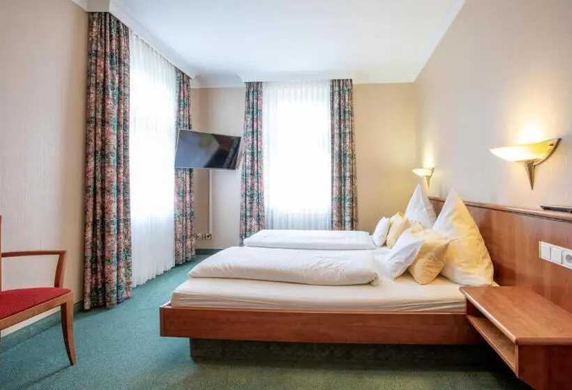 Huoneisto 2 Makuuhuonetta, Aparthotel Hohenzollern