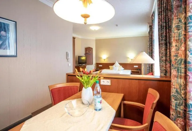 Huoneisto 1 Makuuhuone, Aparthotel Hohenzollern