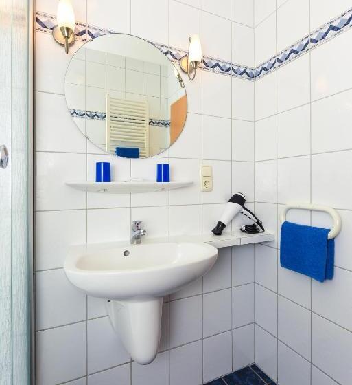 バルコニー付きスタンダードルーム, Pension Störtebeker