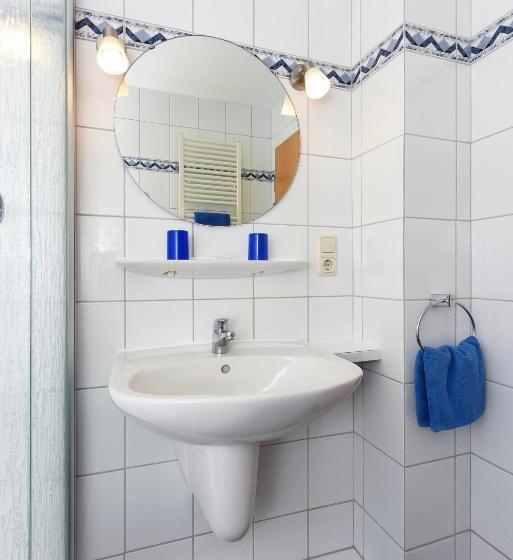 バルコニー付きスタンダードルーム, Pension Störtebeker