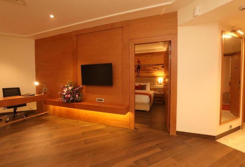 Королевский Люкс, Regenta Central Udaipur