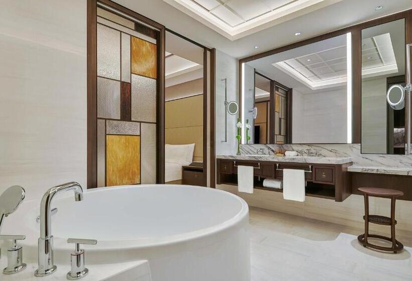 Президентский Люкс, Shangrila Qiantan, Shanghai