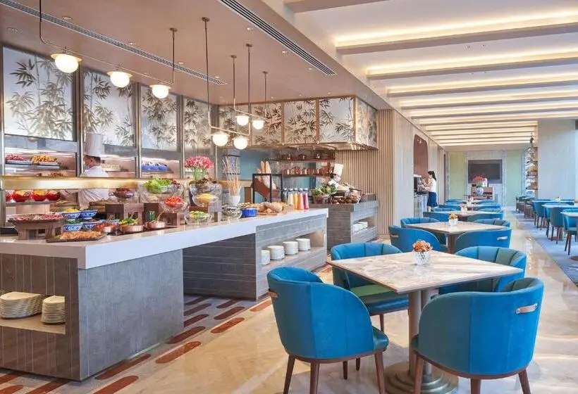 キングサイズベッドのエクゼクティブルーム, Shangrila Qiantan, Shanghai