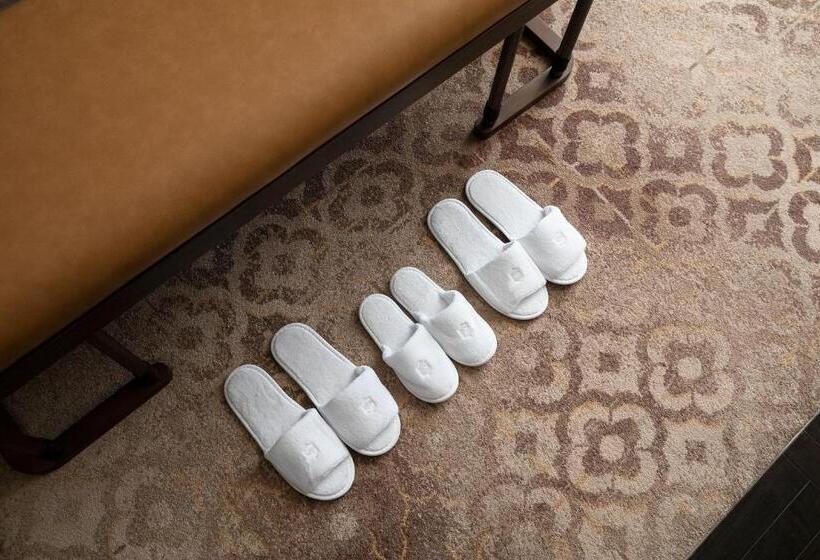 Номер Executive, Shangrila Qiantan, Shanghai