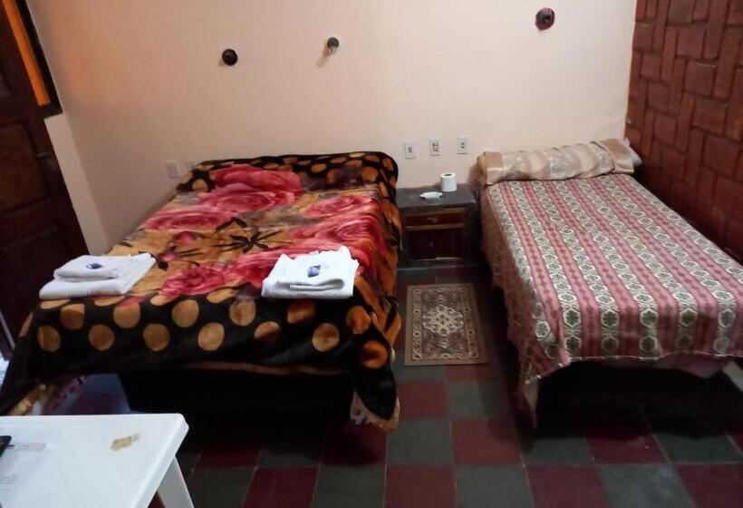 דירת חדר, Apartamentos Quintana