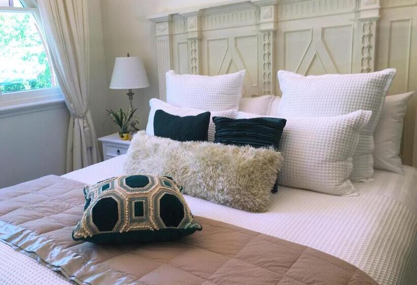 Люкс Deluxe Кровать Кинг, Howlong Old Post Office Luxury Suite