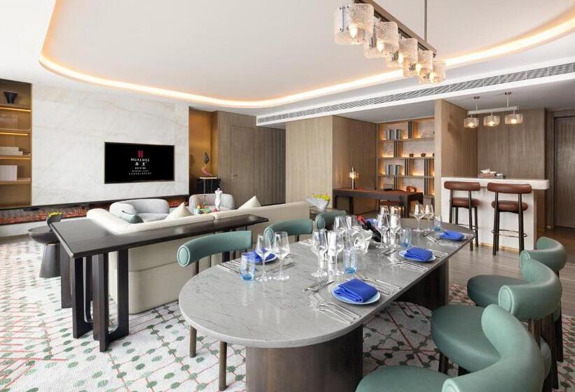 سوئیت با تخت بزرگ, Hualuxe Hotels And Resorts Qingdao Licang, An Ihg